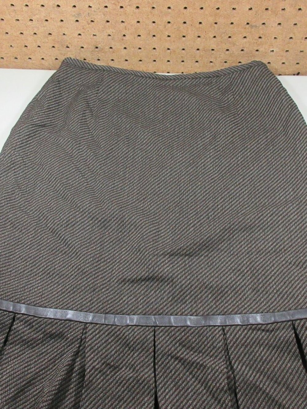 Lafayette 148 NY womens brown beige striped wool w leather trim skirt 8 NWOT